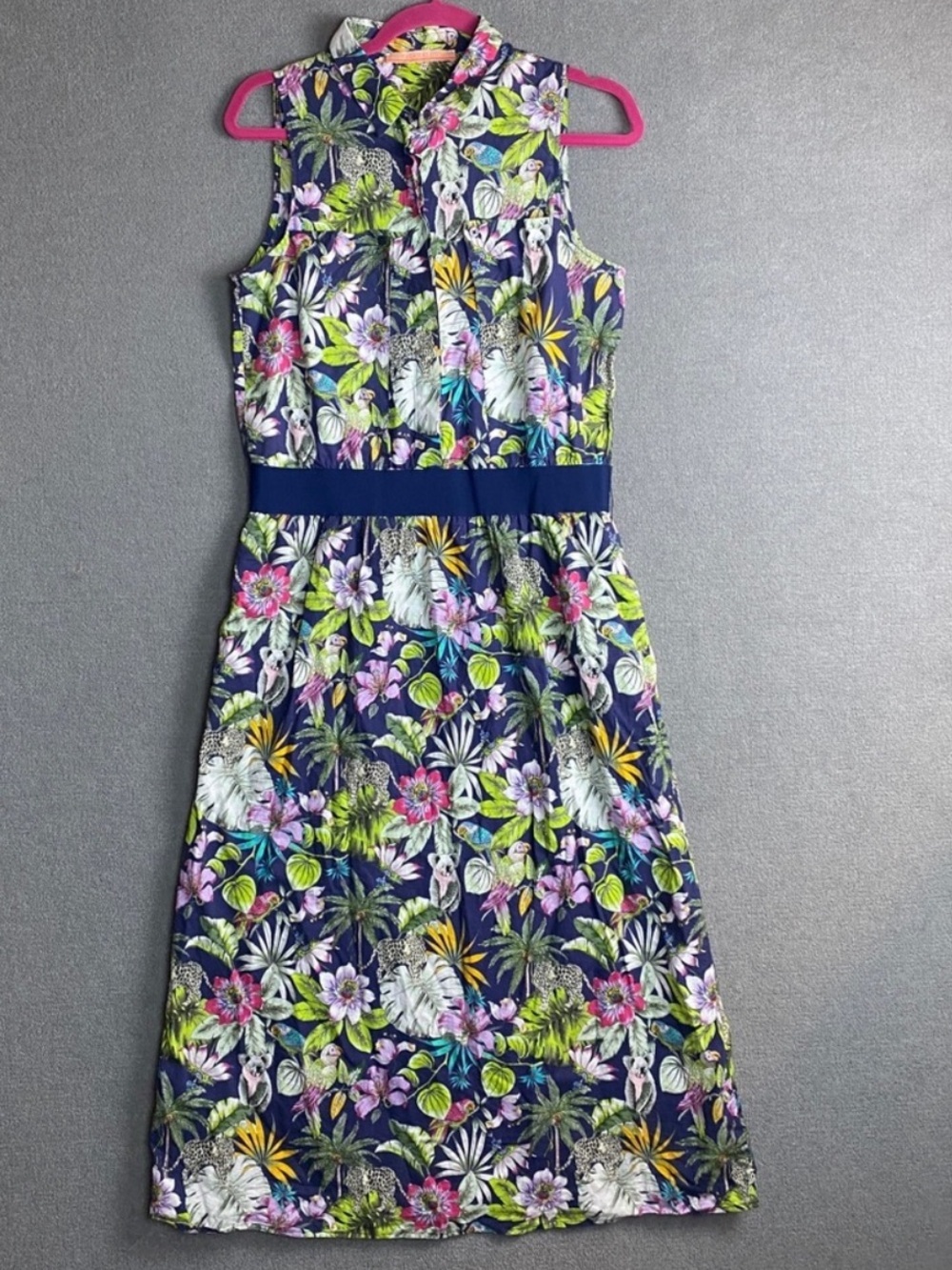 Vilagallo sleeveless tropical dress size 44